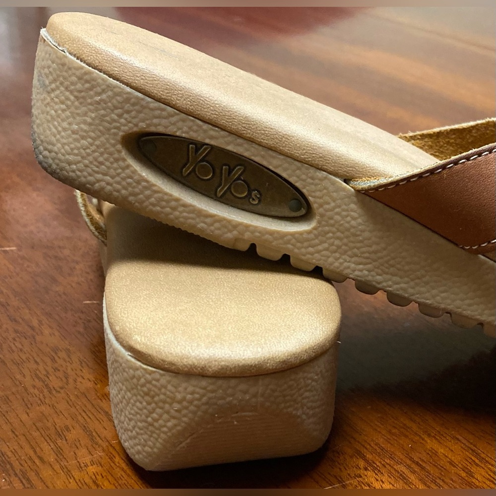 Super rare, vintage Fanfare YoYo’s brown leather thong sandal from the 70’s - Picture 5 of 16
